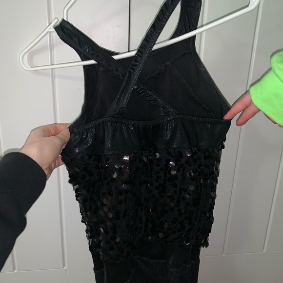 Dance costume - Picture 2 of 4